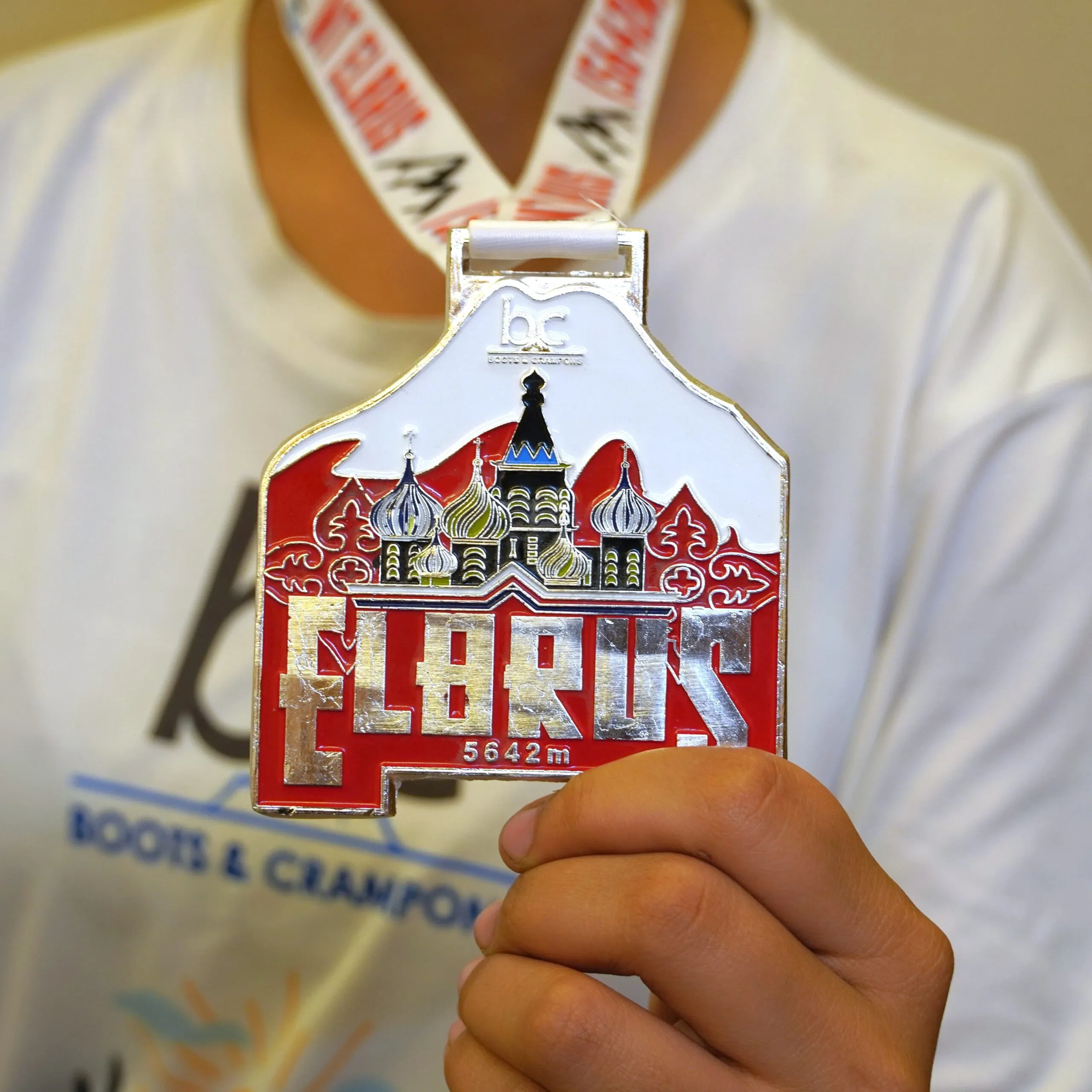 Elbrus Climbers Commemorative Medal — Summit Achievement Keepsake