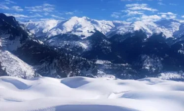 Shehenshah Trek (3200 Meters)