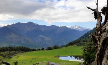 Toli Tal & Panar Bugyal (3600 Meters)