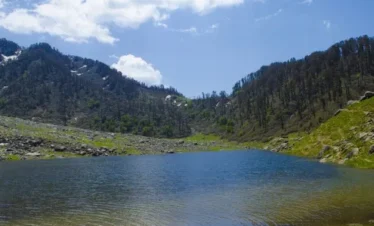Dhauladhar 7 Lakes (4300 Meters)