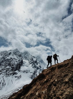 How To Go About A Basic Mountaineering Course In India